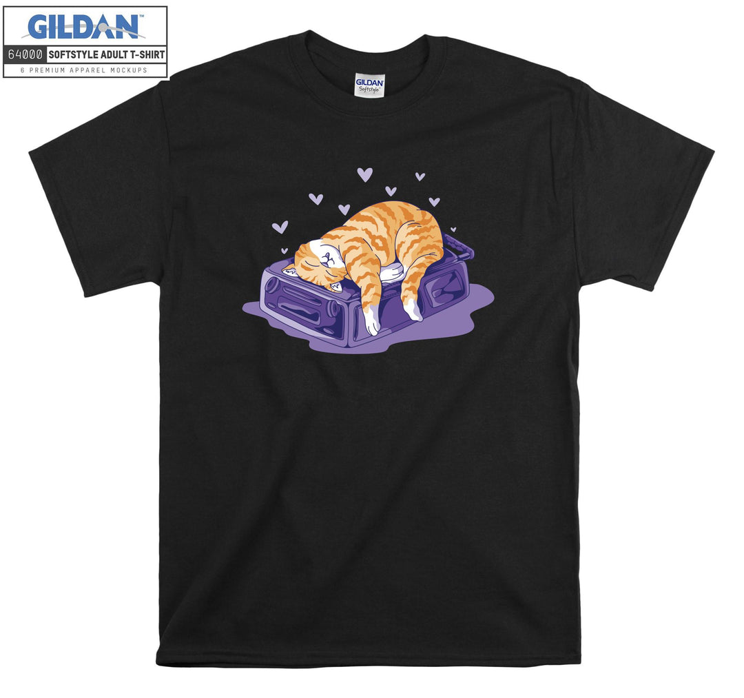 Sleeping Happy Cat T-shirt