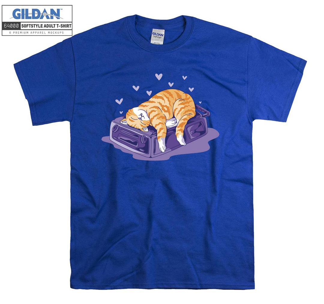 Sleeping Happy Cat T-shirt