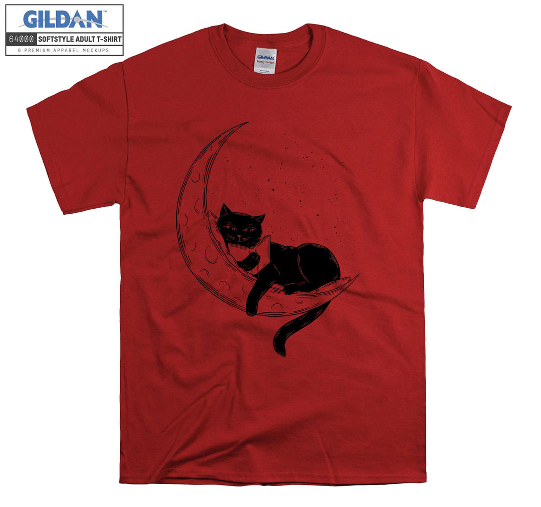 Cresent Moon Cat Reading a Book T-shirt