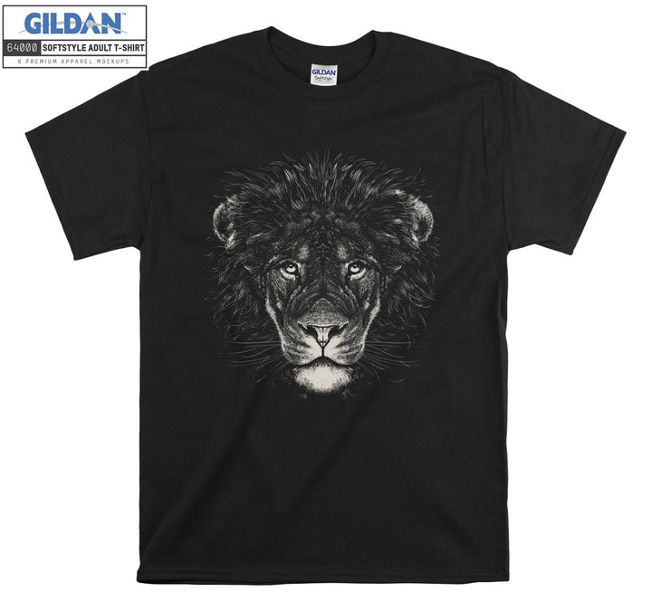 Serious Lion Looking Ahead Black Theme T-shirt