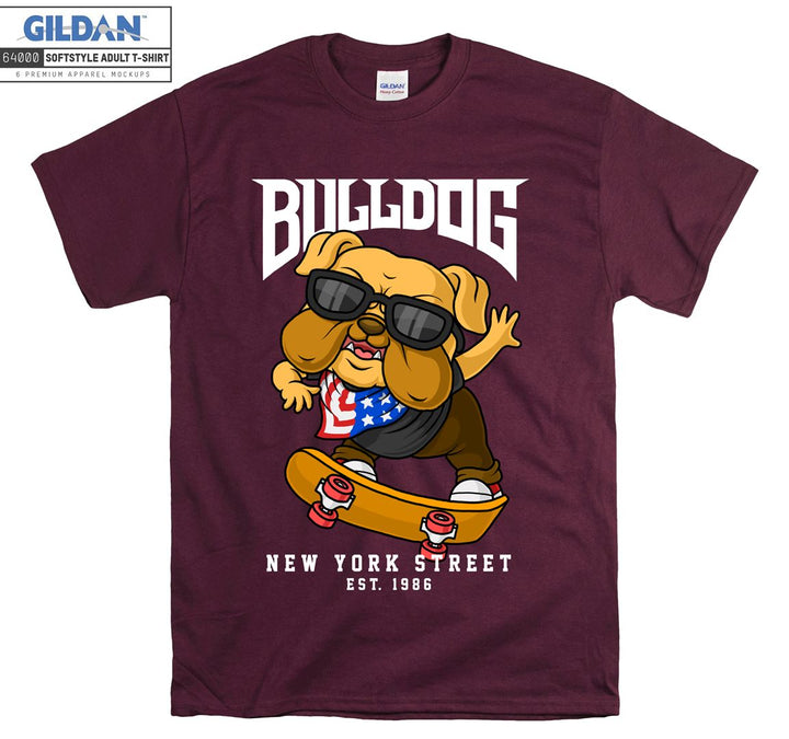 Bulldog New York Street dog figure T-shirt