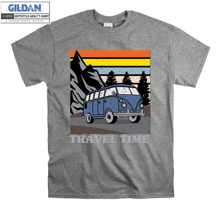 Travel Time Famous Holiday Car Figure T-shirt