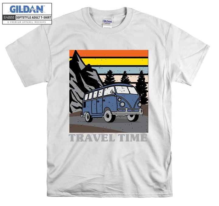 Travel Time Famous Holiday Car Figure T-shirt